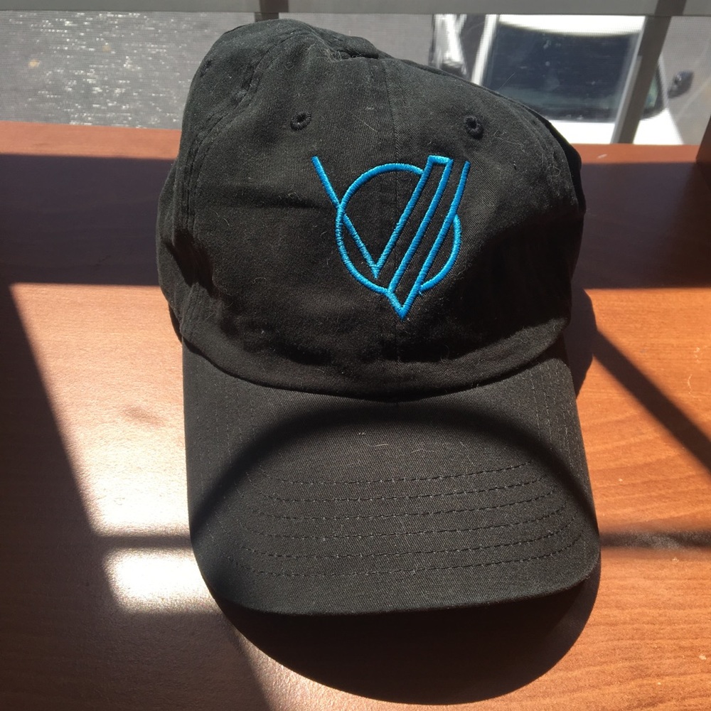 Black Vesperteen Hat